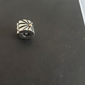 Pandora  clip